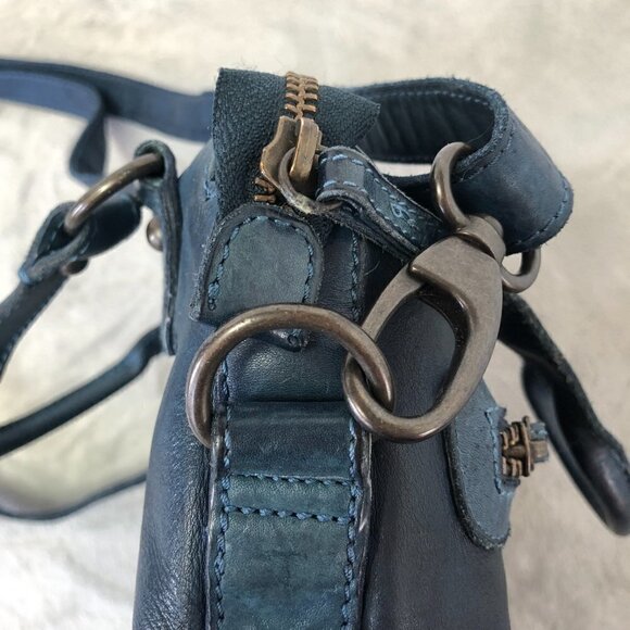 Blue Leather Shoulder Bag - Picture 9 of 16